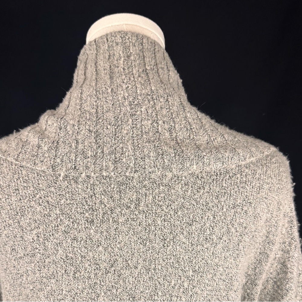 Hinge Mid Length Sweater - Picture 4 of 6